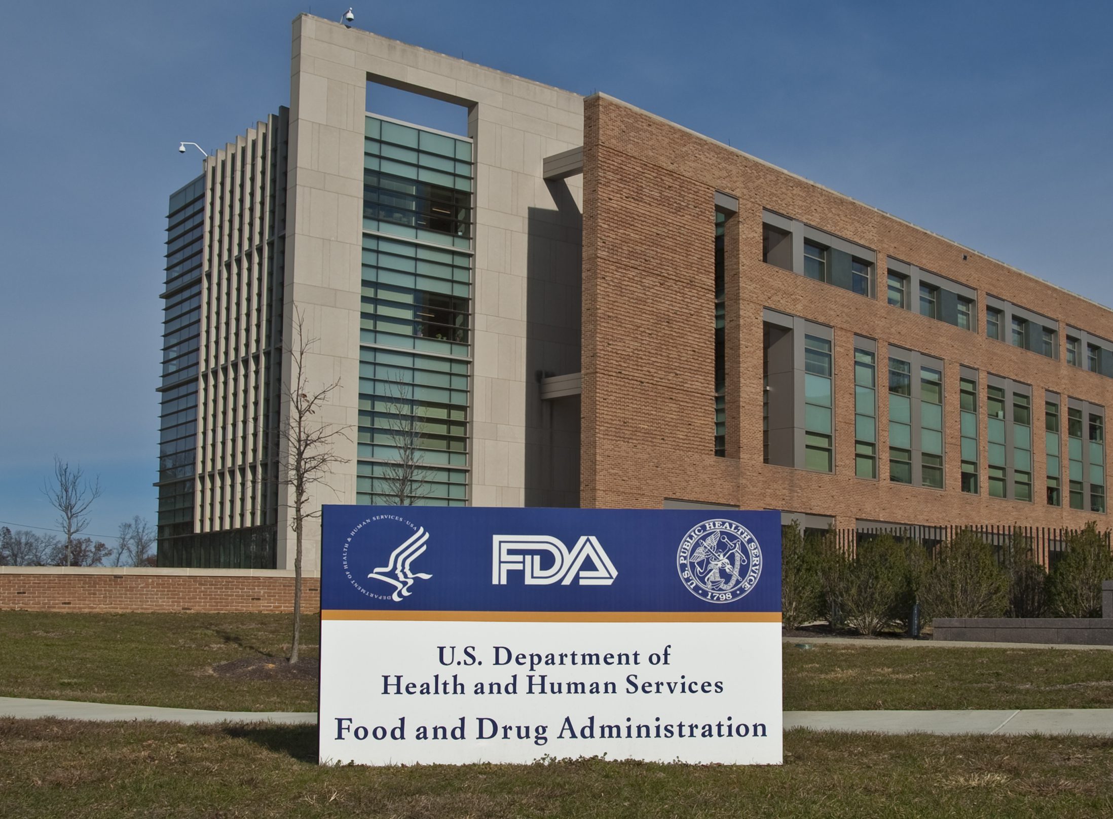 FDA-Officials-Transition-to-High-Paying-Pharma-Roles-Post-Covid-Vaccine.jpg