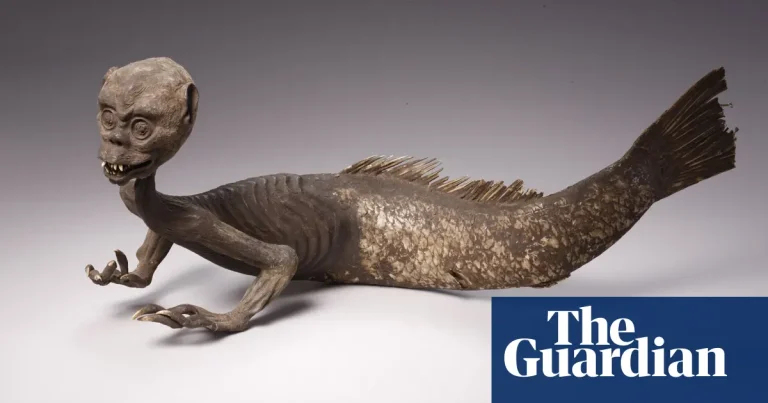 Mermaids Found: A Startling Revelation of Aquatic Humanoids Residing in Hidden Underwater Cities Leaves Oceanographers Awestruck