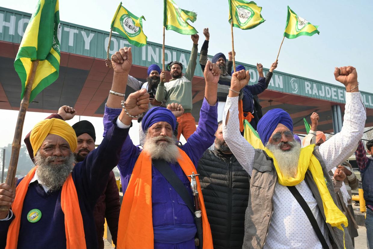 Indian Farmers Demand Guaranteed Minimum Price
