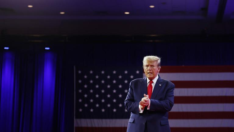 Trump Ousted Again: Illinois Bars Former President from GOP Primary Ballots