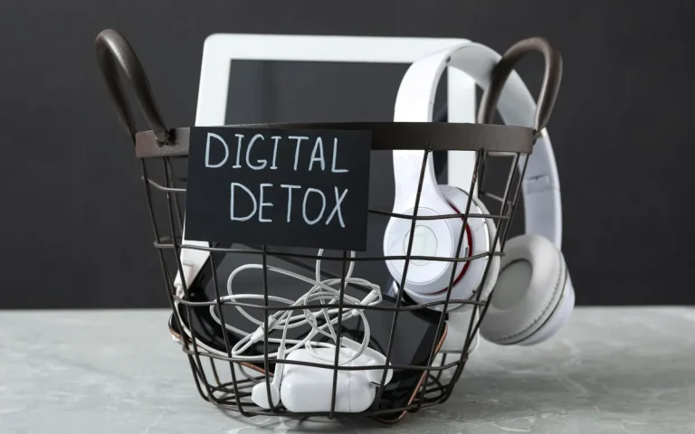 Why Digital Detox Week Is the 2025 Reset Everyone’s Talking About